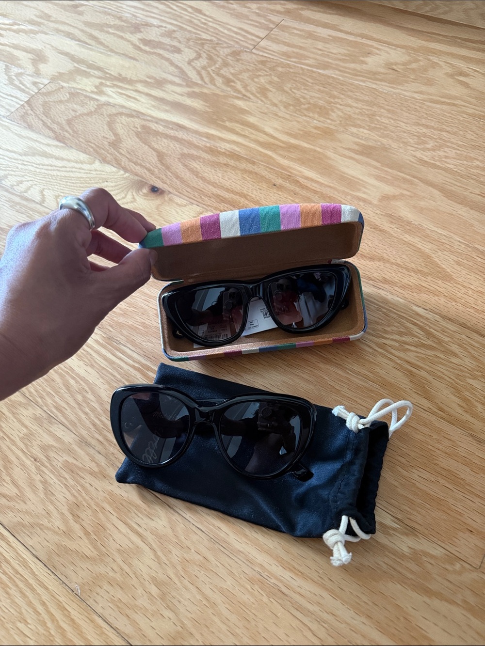 Madewell Black Women's Sunglasses with Protective Case BUNDLE